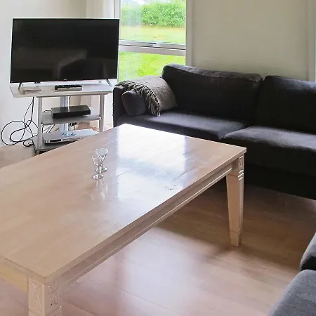 펜션 Three-bedroom Holiday In 20 Hals