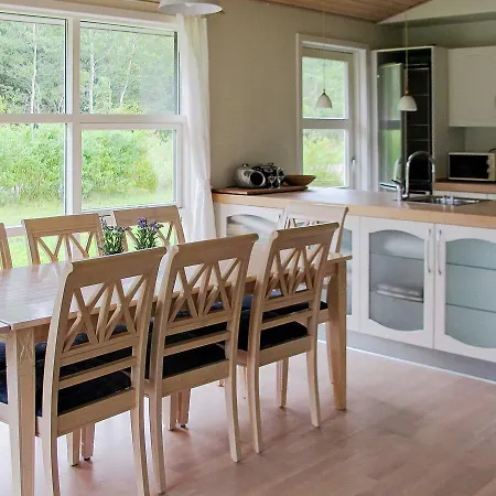 펜션 Three-bedroom Holiday In 20 Hals